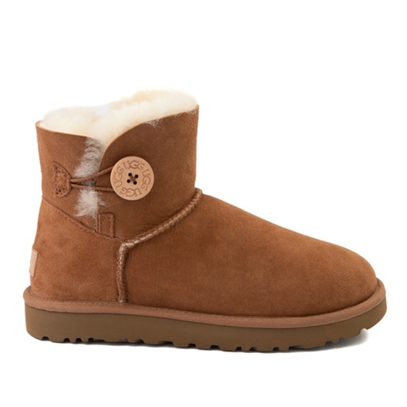 Bailey Button Uggs - Picture 2 of 5